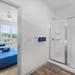 Upscale King 2Br Suite Mins To Uptown Charlotte