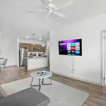 Upscale King 2Br Suite Mins To Uptown Charlotte