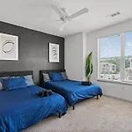Upscale King 2Br Suite Mins To Uptown Charlotte